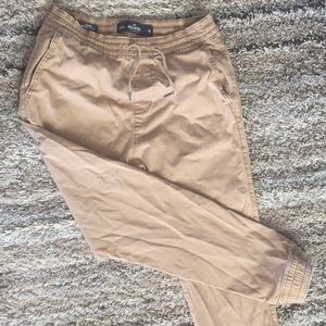 Holister browen joggers size S